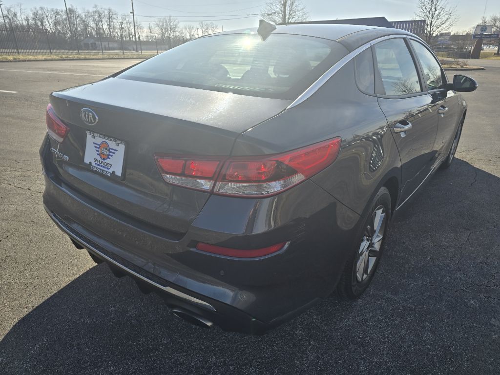 Photo 8 of this KIA OPTIMA