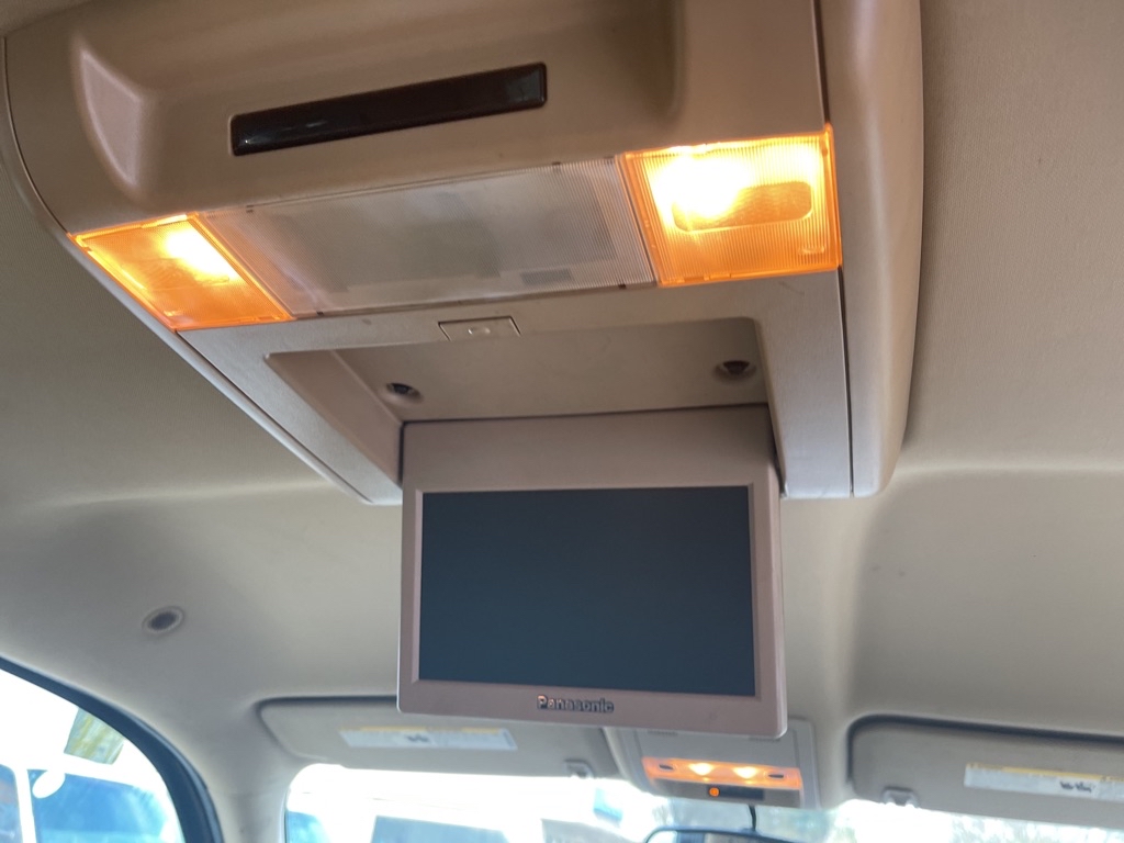 Photo 37 of this GMC YUKON