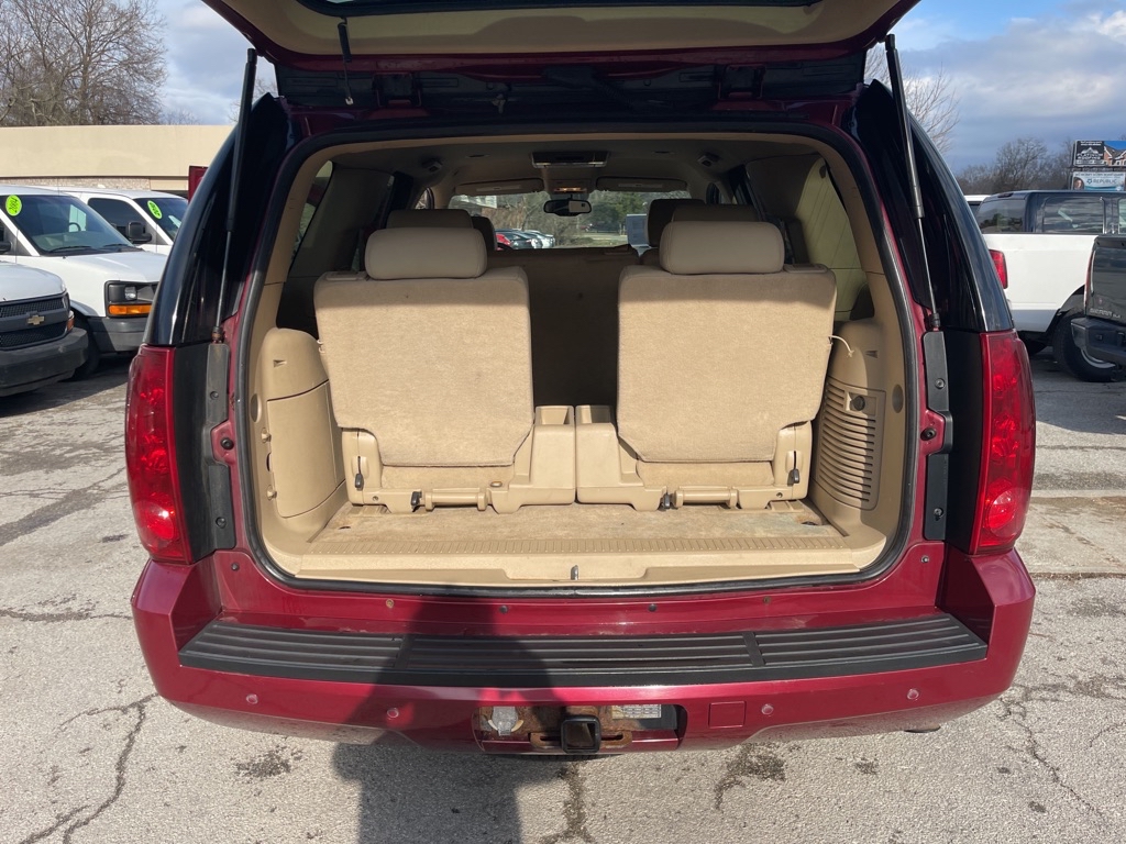 Photo 42 of this GMC YUKON