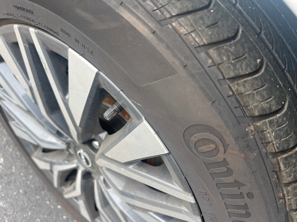Photo 22 of this NISSAN ALTIMA