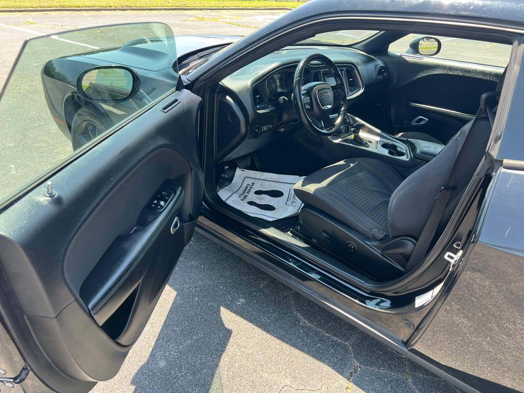 Photo 13 of this DODGE CHALLENGER