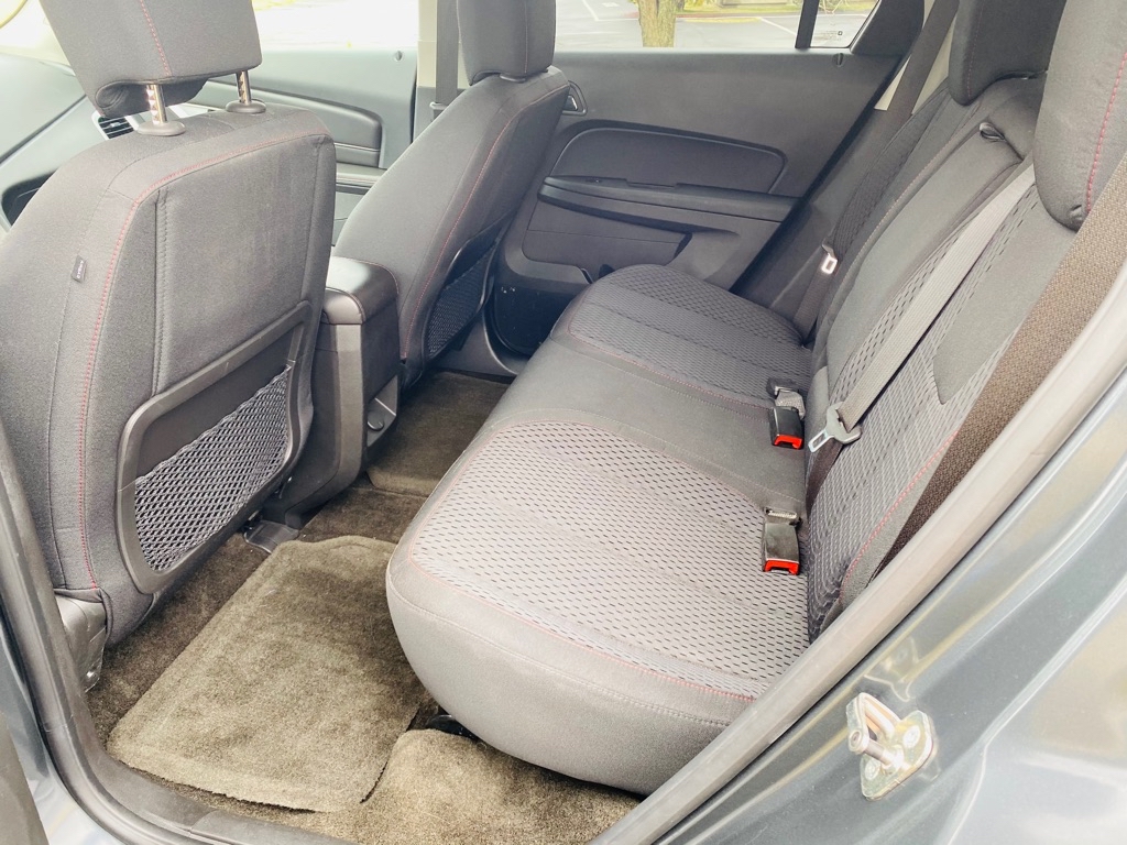 Photo 13 of this GMC TERRAIN