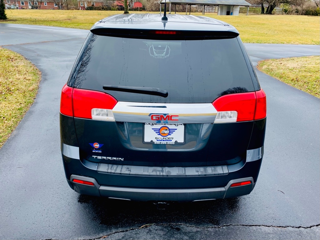 Photo 5 of this GMC TERRAIN