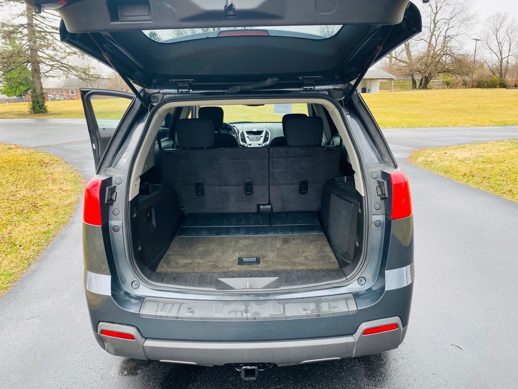 Photo 24 of this GMC TERRAIN