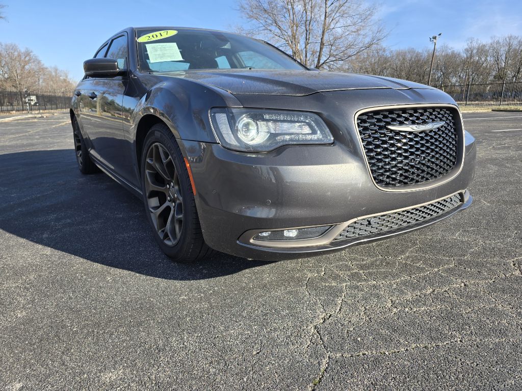 2017 CHRYSLER 300