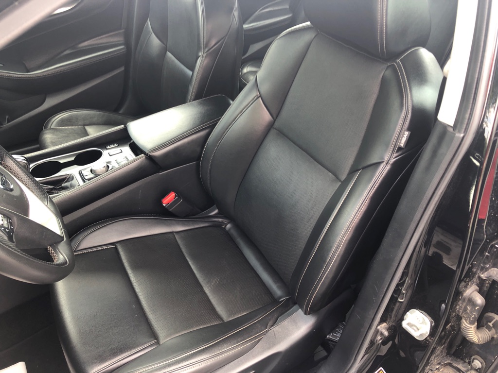 Photo 20 of this NISSAN MAXIMA