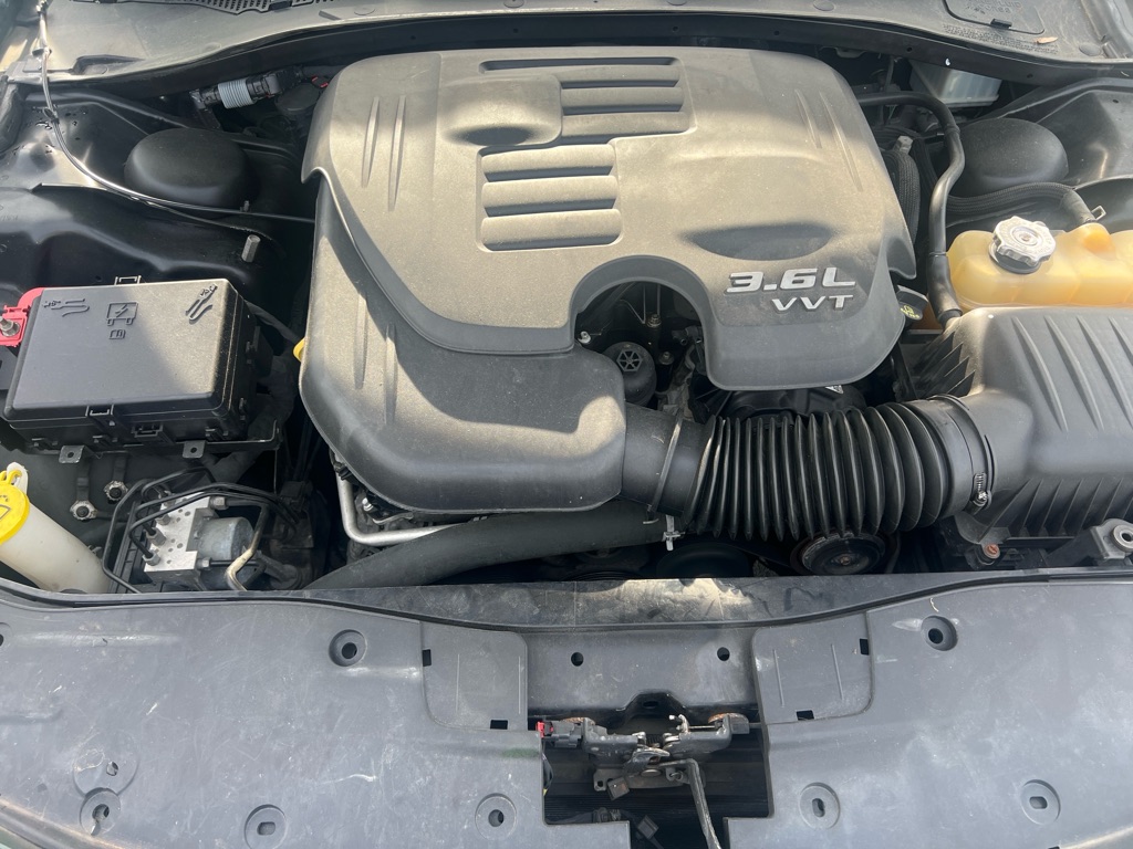 Photo 18 of this DODGE CHARGER