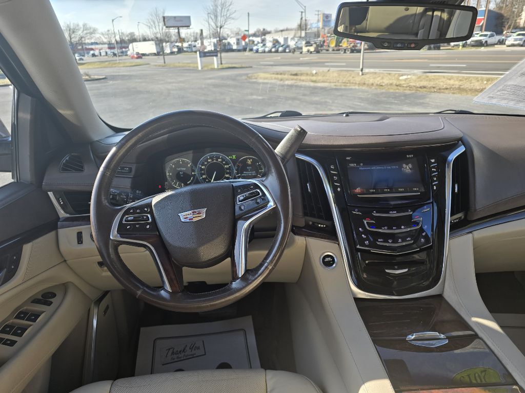 Photo 17 of this CADILLAC ESCALADE