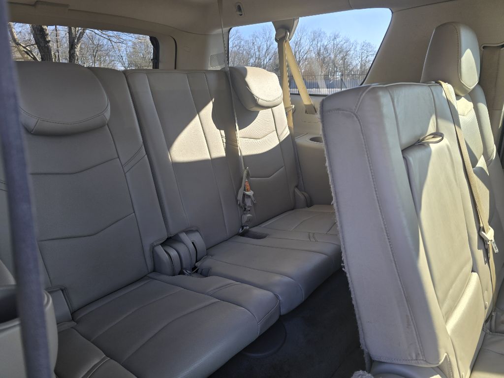 Photo 14 of this CADILLAC ESCALADE