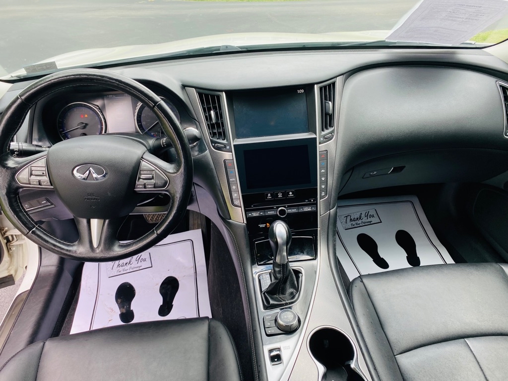 Photo 20 of this INFINITI Q50