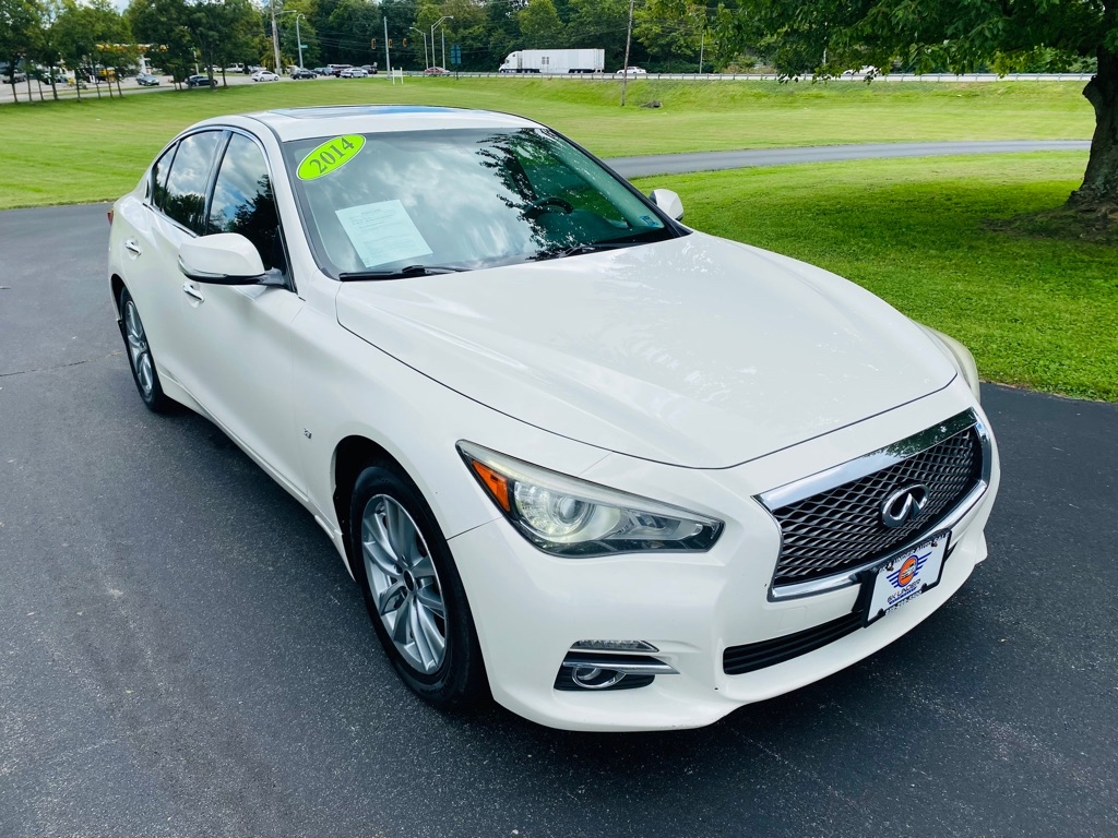 2014 INFINITI Q50