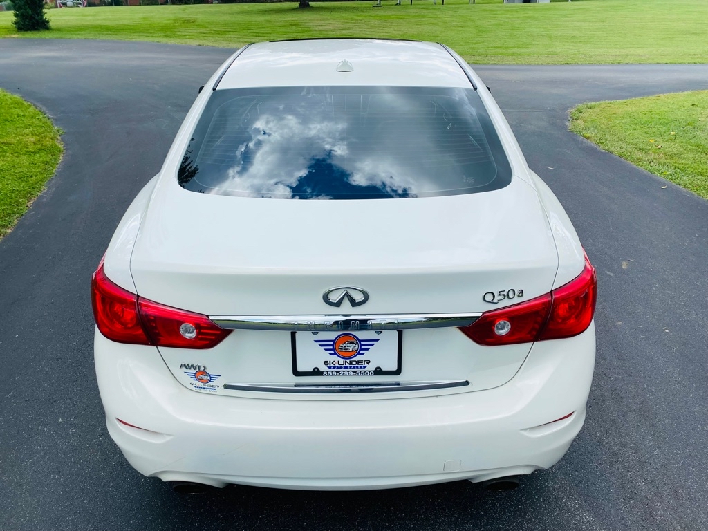 Photo 5 of this INFINITI Q50