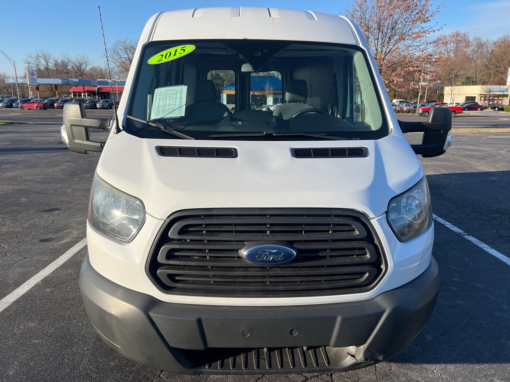 Photo 2 of this FORD TRANSIT