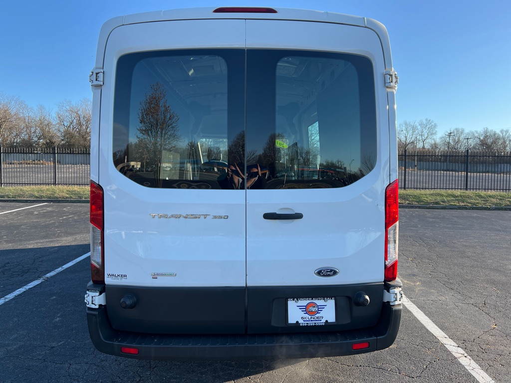 Photo 6 of this FORD TRANSIT