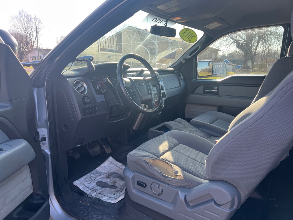 Photo 14 of this FORD F150