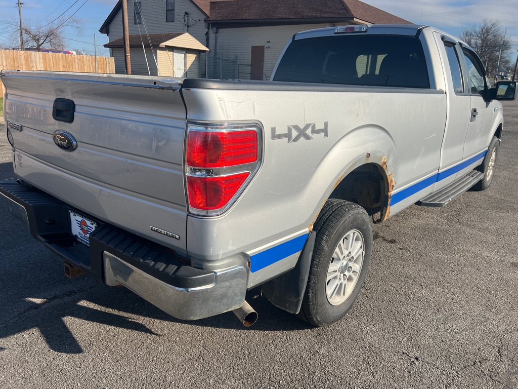 Photo 7 of this FORD F150