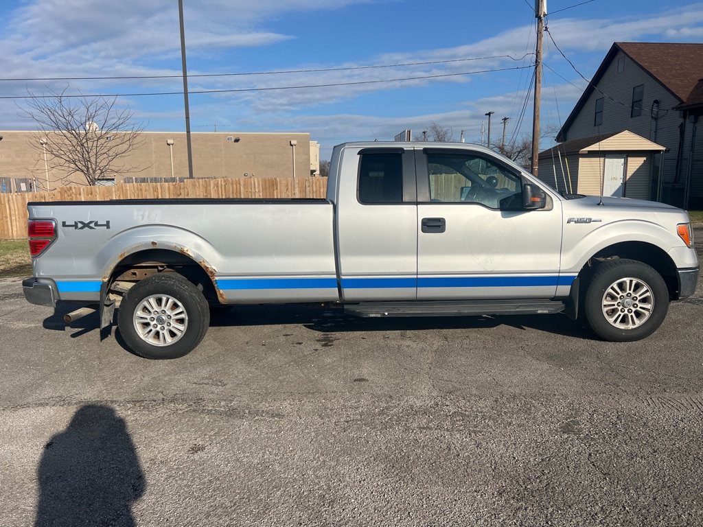 Photo 8 of this FORD F150