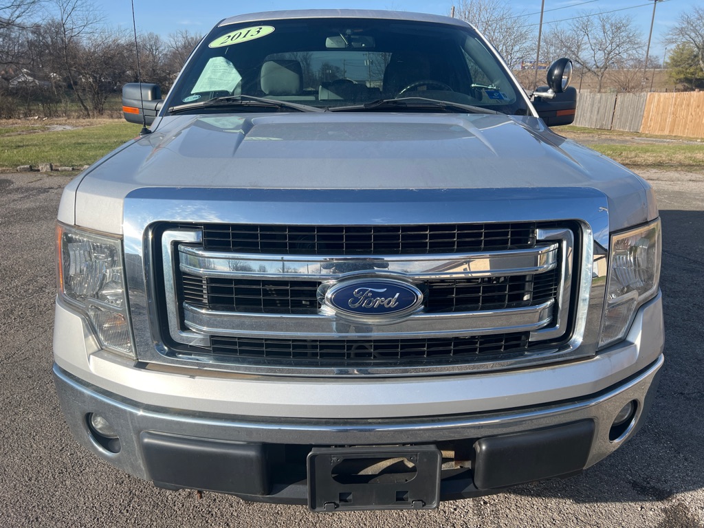 Photo 2 of this FORD F150