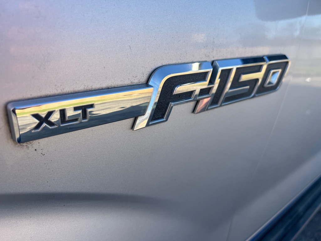 Photo 22 of this FORD F150
