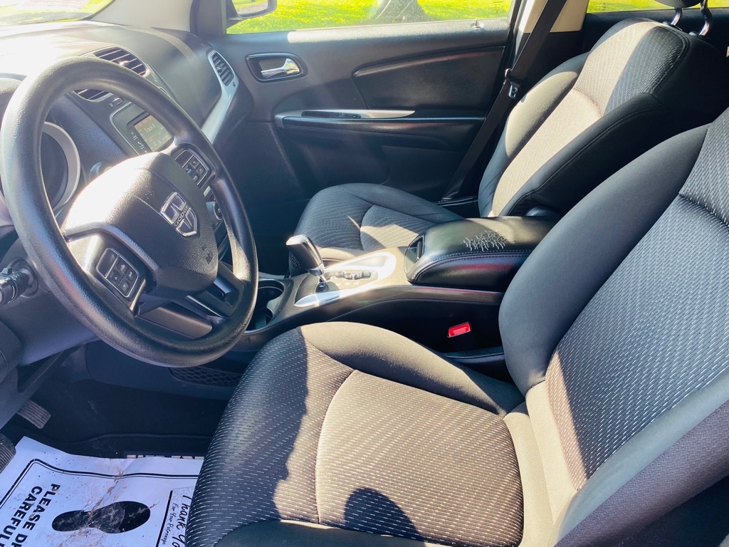 Photo 15 of this DODGE JOURNEY