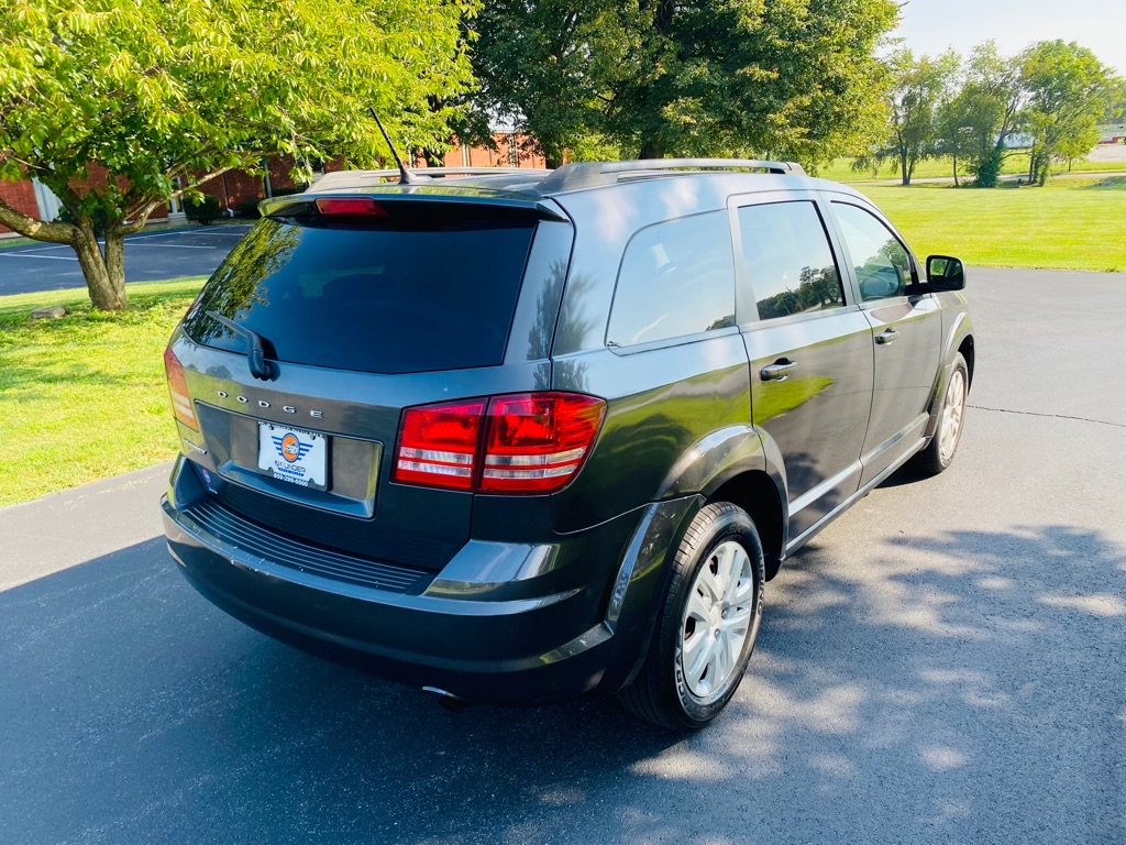 Photo 4 of this DODGE JOURNEY