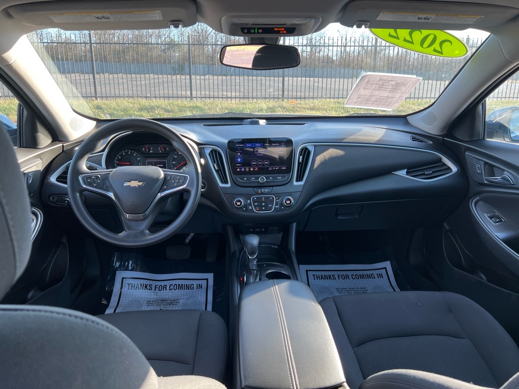 Photo 17 of this CHEVROLET MALIBU
