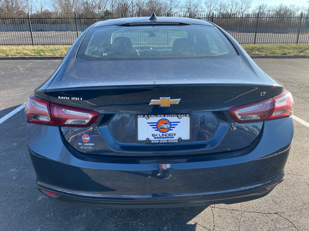 Photo 6 of this CHEVROLET MALIBU