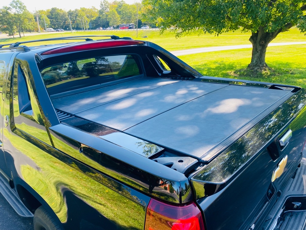 Photo 12 of this CHEVROLET AVALANCHE
