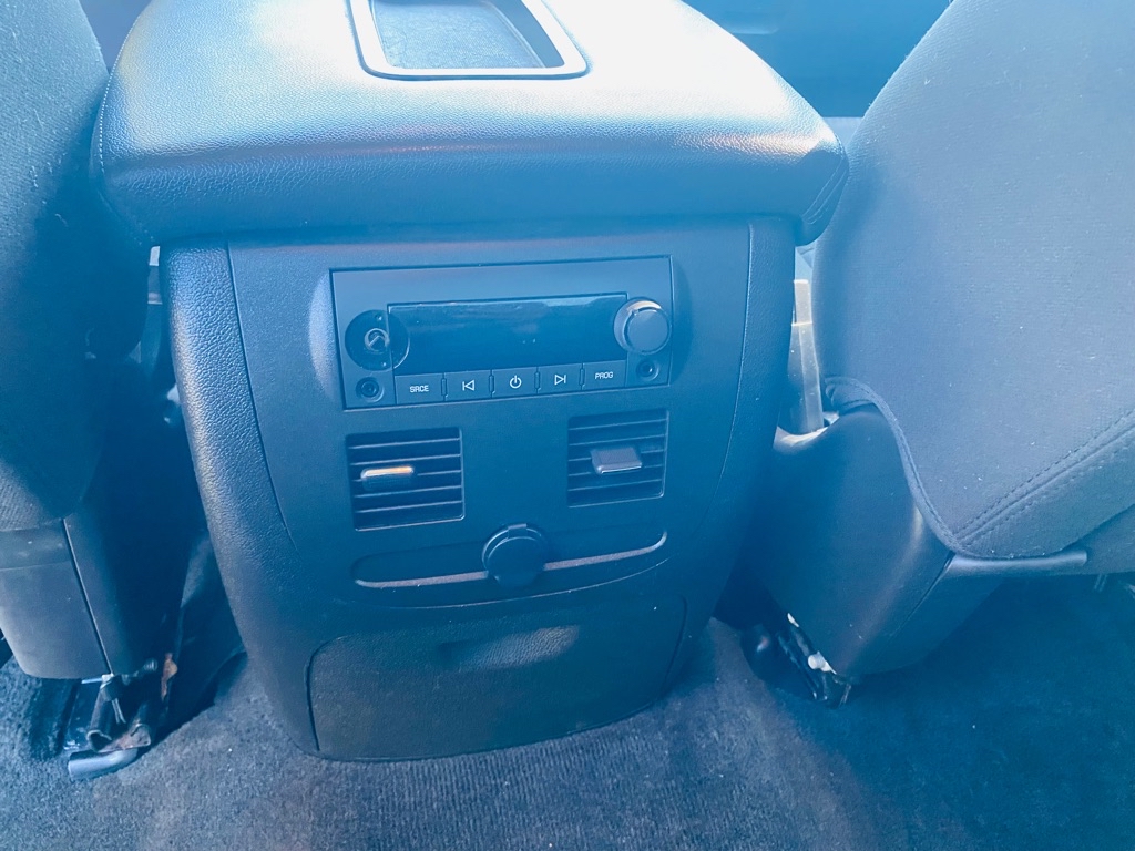 Photo 16 of this CHEVROLET AVALANCHE
