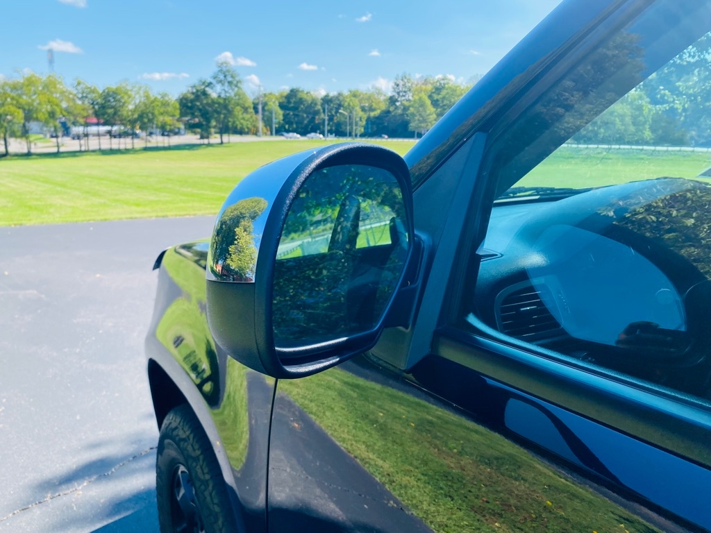 Photo 8 of this CHEVROLET AVALANCHE