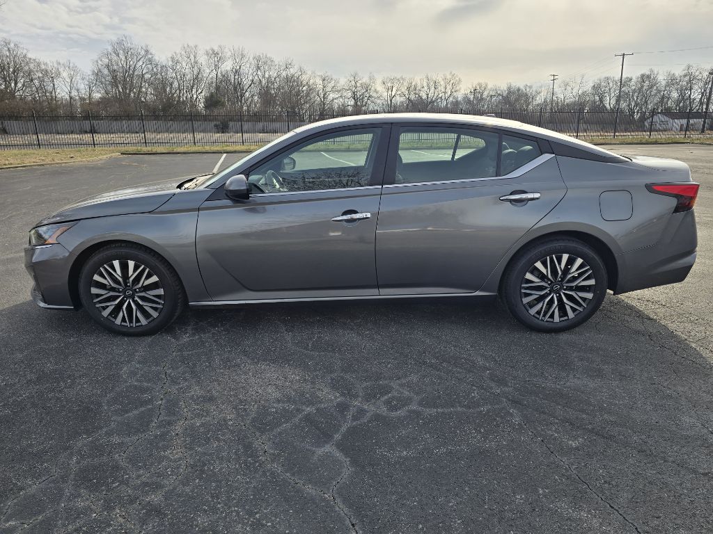 Photo 3 of this NISSAN ALTIMA