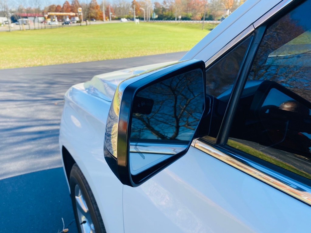 Photo 9 of this CHEVROLET TAHOE