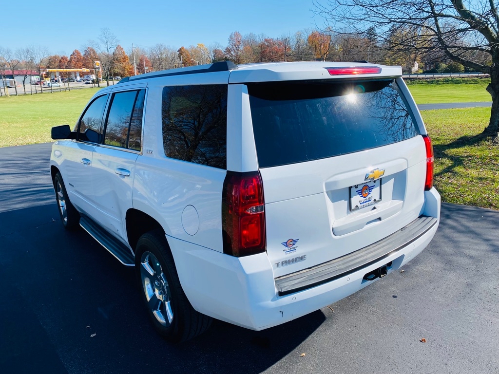 Photo 4 of this CHEVROLET TAHOE