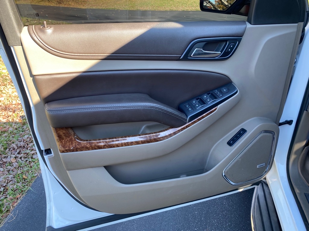 Photo 11 of this CHEVROLET TAHOE