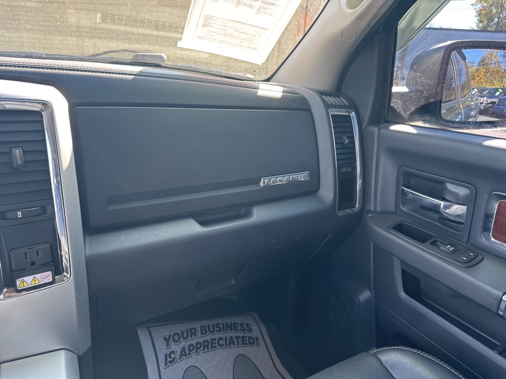 Photo 16 of this DODGE RAM 1500