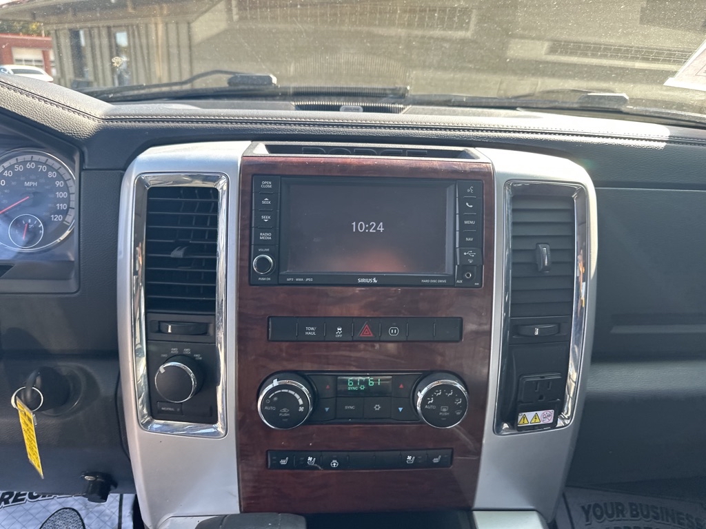 Photo 15 of this DODGE RAM 1500