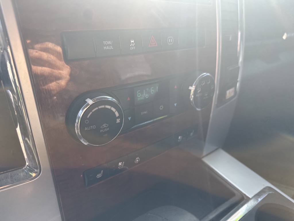 Photo 21 of this DODGE RAM 1500