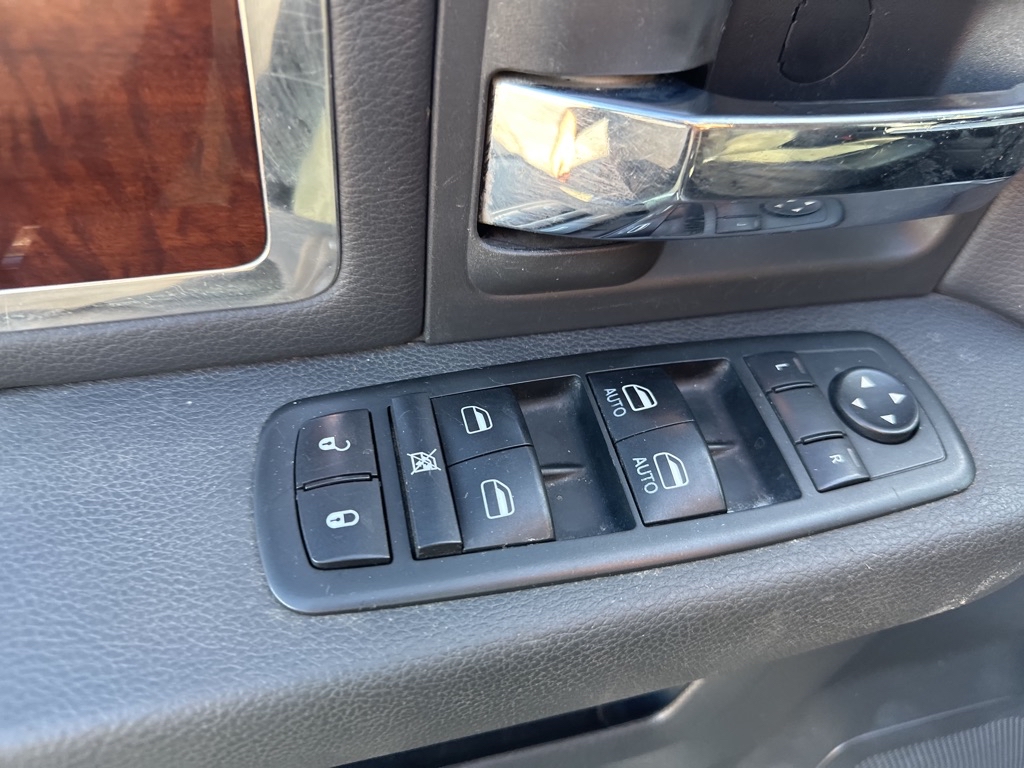 Photo 25 of this DODGE RAM 1500