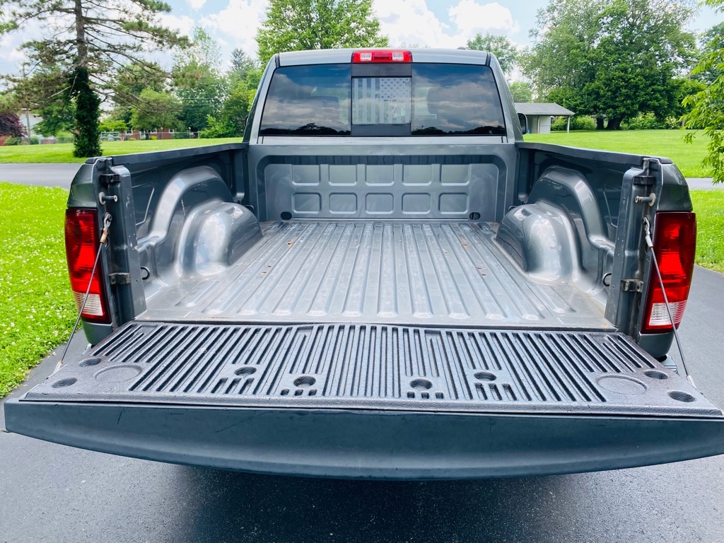 Photo 18 of this DODGE RAM 1500