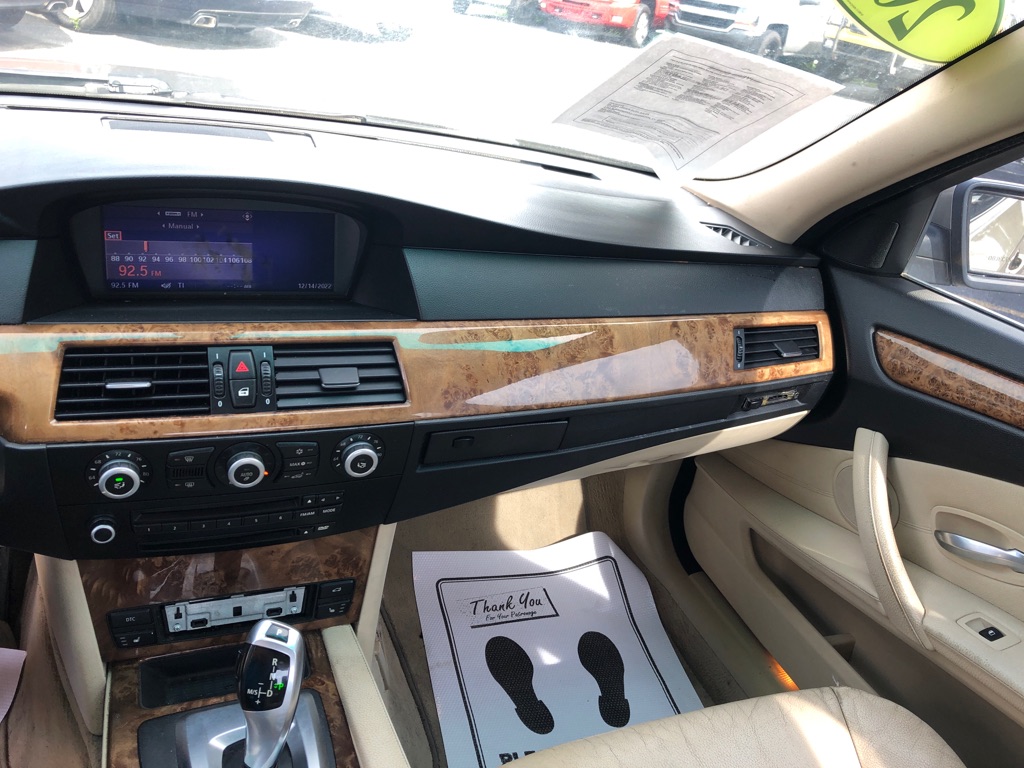 BMW 528 2008 BMW 528 WBANU53528CT06803
