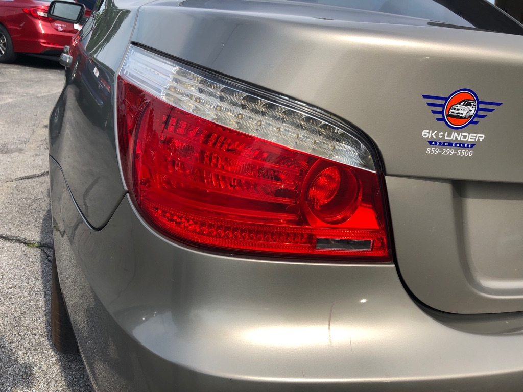 BMW 528 2008 BMW 528 WBANU53528CT06803