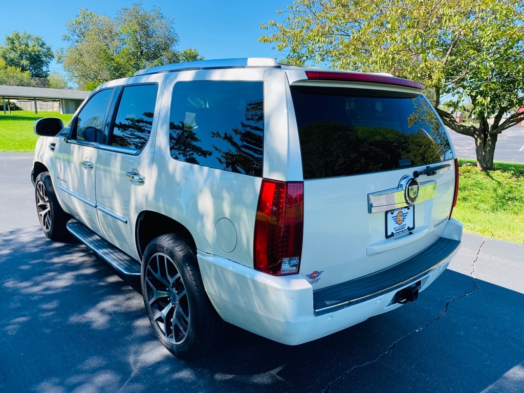 Photo 6 of this CADILLAC ESCALADE