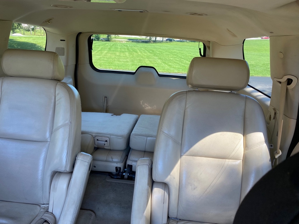 Photo 13 of this CADILLAC ESCALADE
