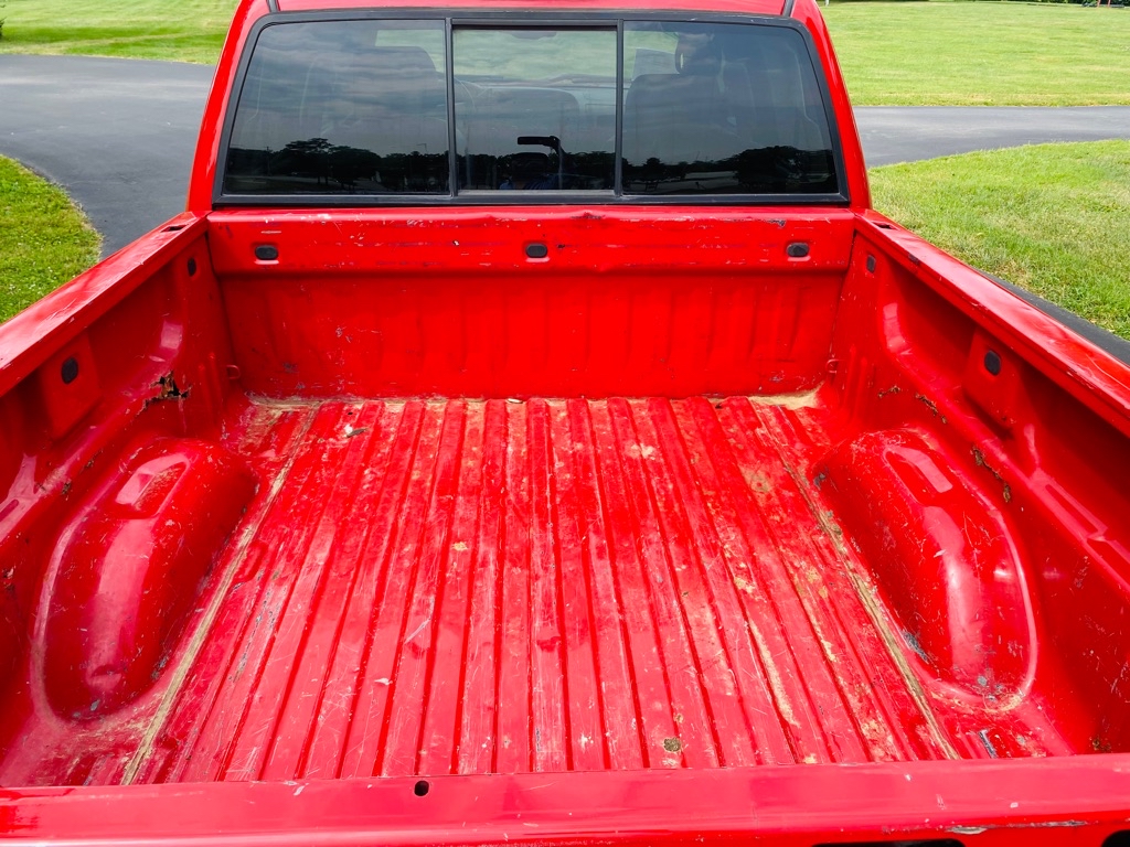 Photo 9 of this CHEVROLET SILVERADO 1500