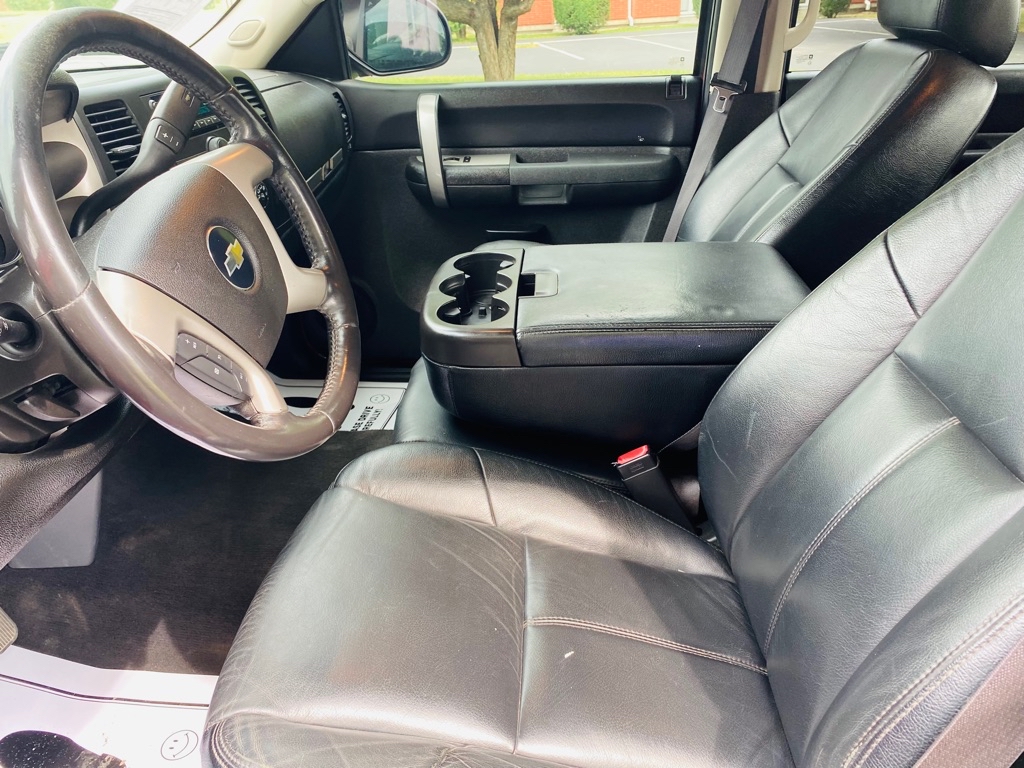 Photo 13 of this CHEVROLET SILVERADO 1500