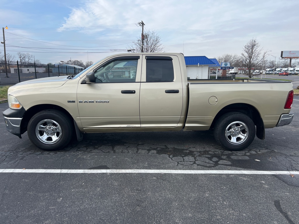 Photo 4 of this DODGE RAM 1500