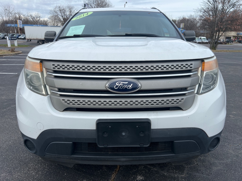 Photo 2 of this FORD EXPLORER