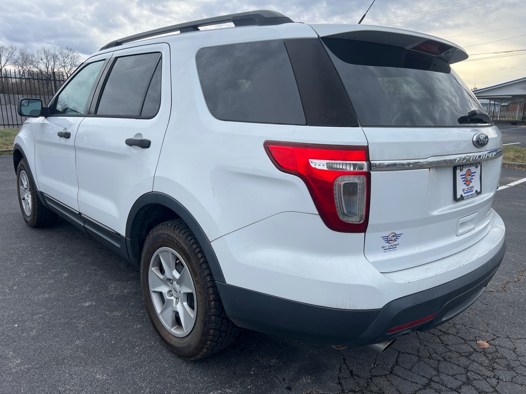 Photo 5 of this FORD EXPLORER