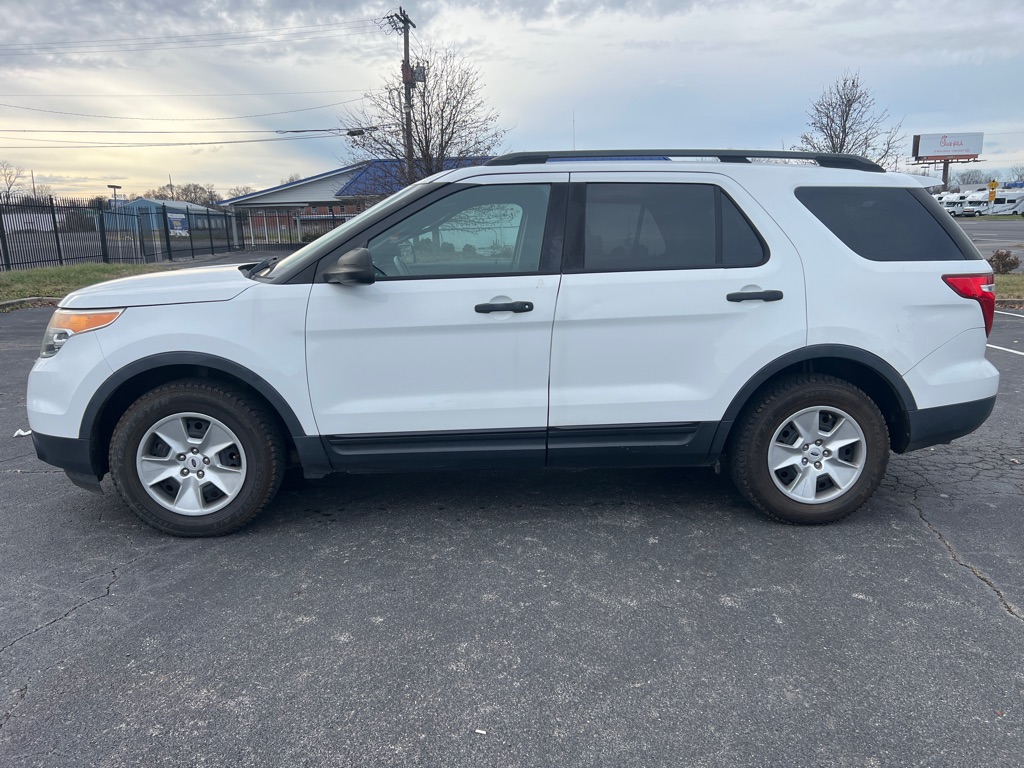 Photo 4 of this FORD EXPLORER