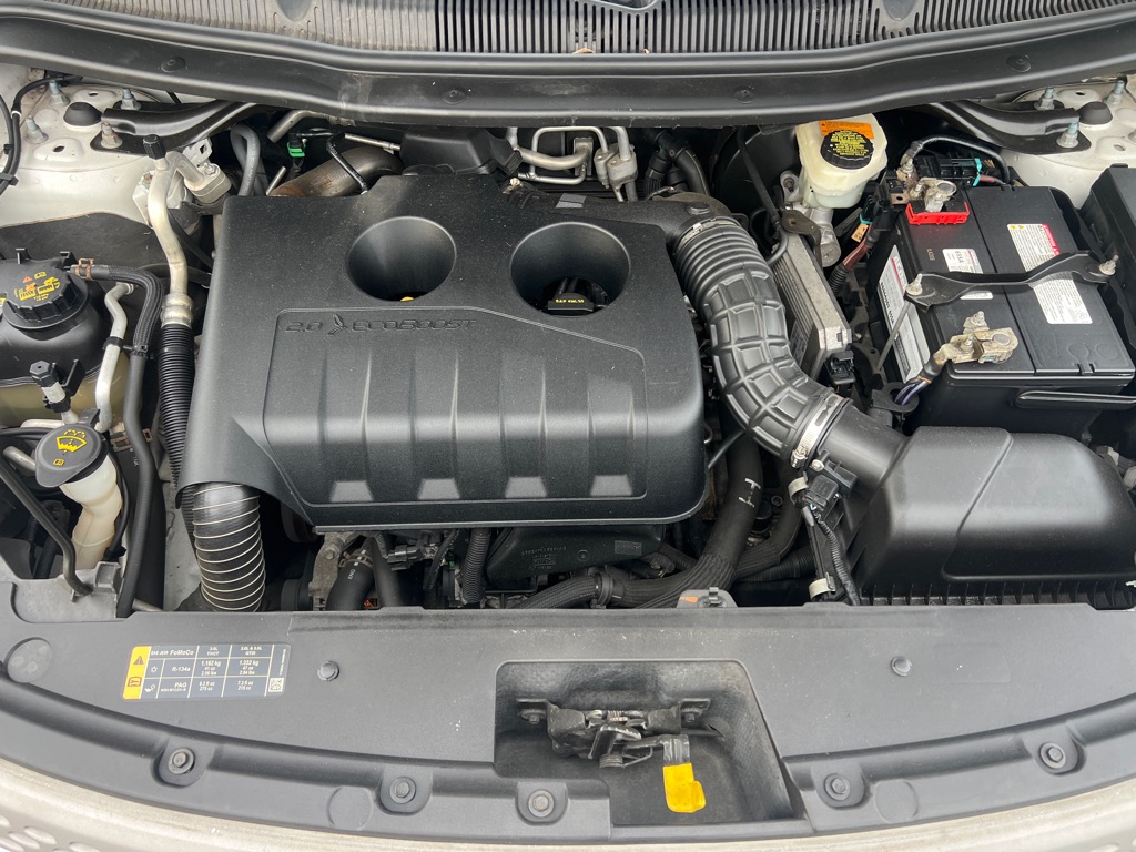 Photo 19 of this FORD EXPLORER